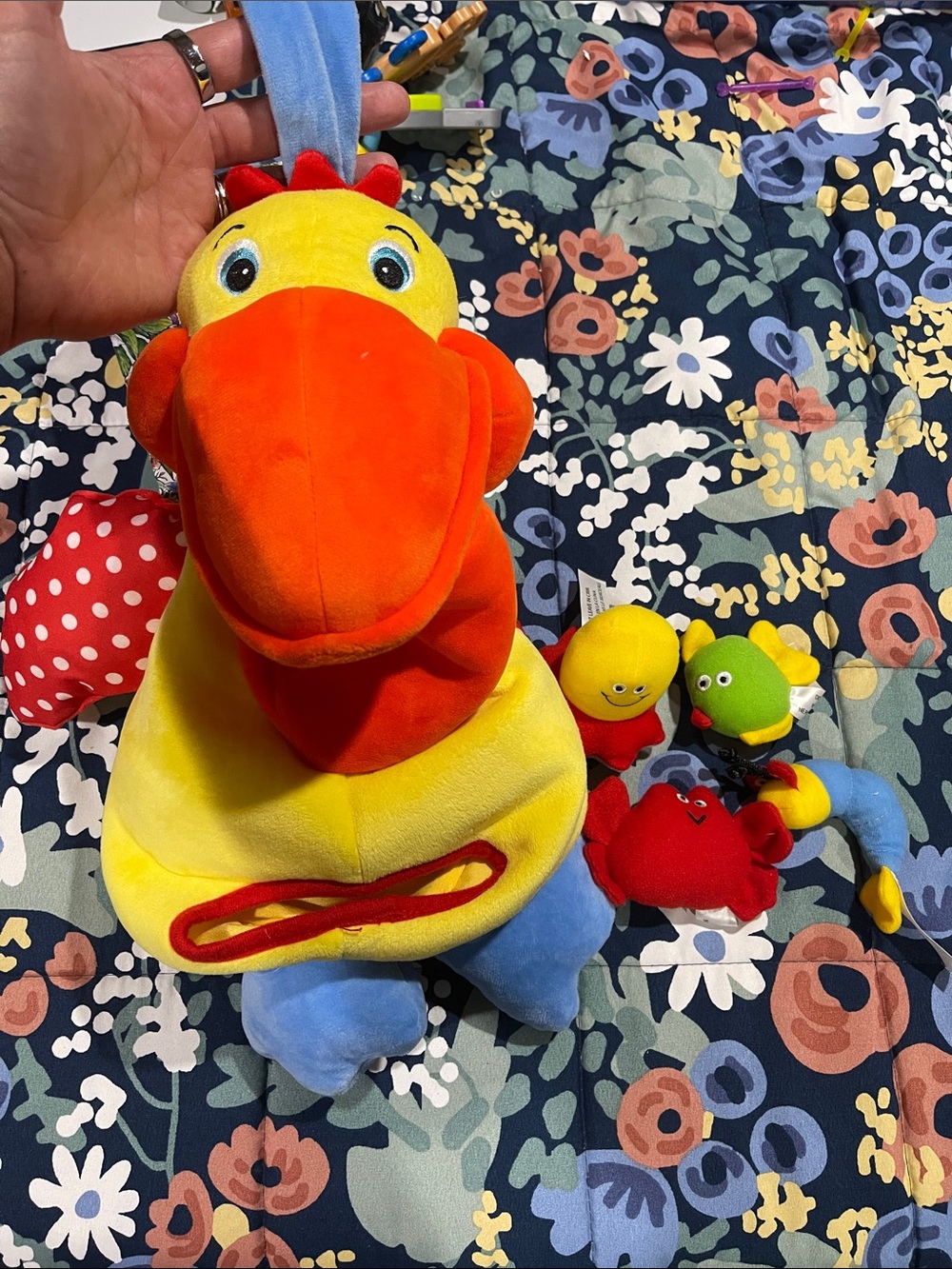 Melissa & Doug Hungry Pelican stuffed animal educational toy - Picture 1 of 3